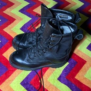 Bates Men's Black Leather Steel Toe Gore-Tex
Combat Boots